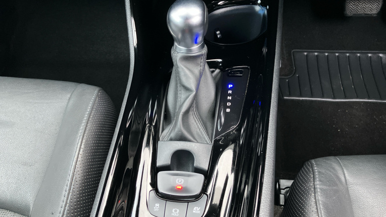 Toyota C-HR 1.8 Hybrid Design 5dr CVT Hybrid Hatchback